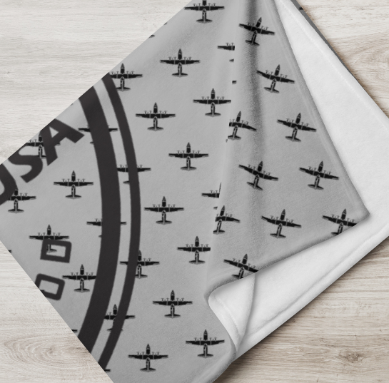 Do you feel that your home is missing an eye-catching, yet practical Paratrooper element? Solve this problem with a JMUSA soft silk touch throw blanket that's ideal for lounging on the couch during chilly evenings.