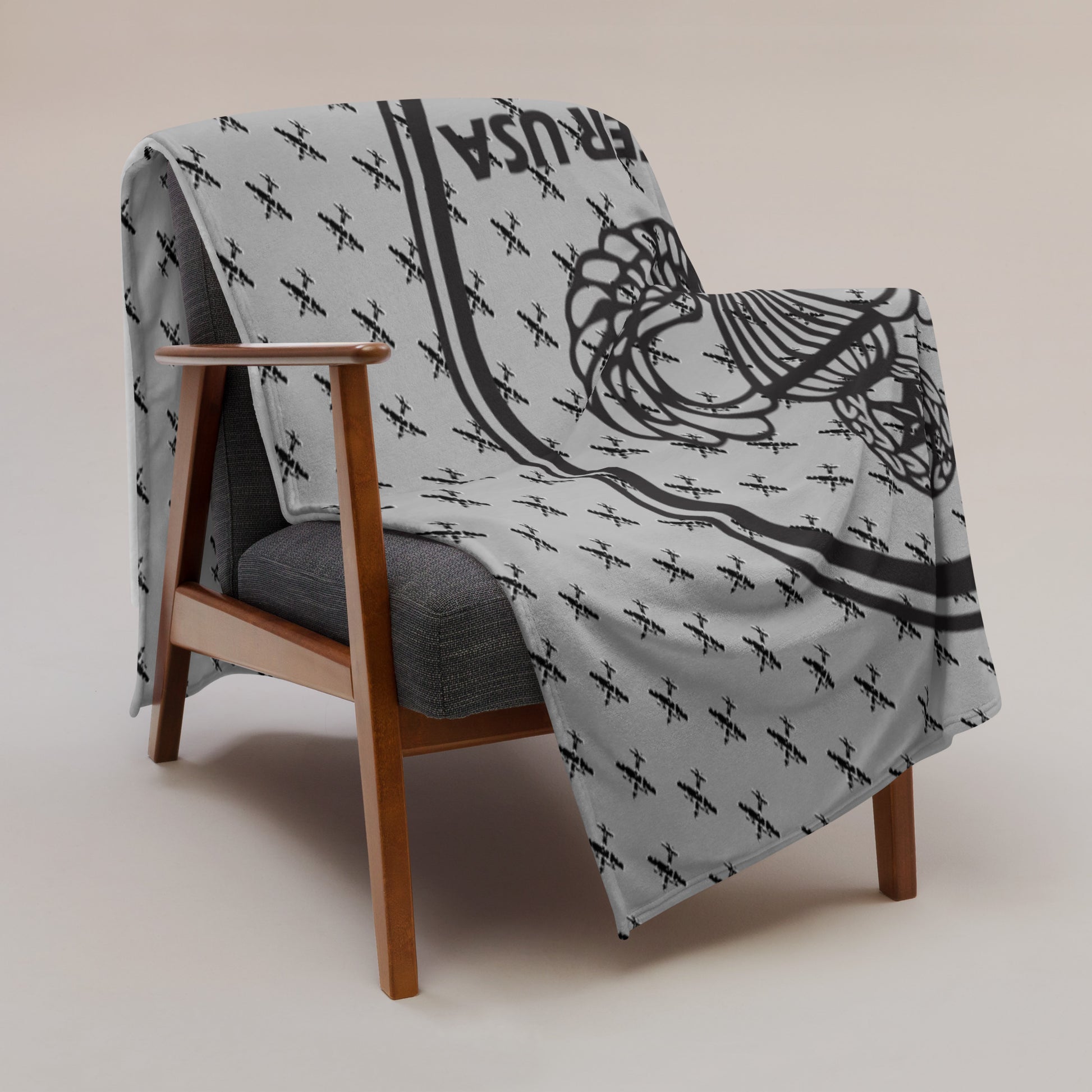 Do you feel that your home is missing an eye-catching, yet practical Paratrooper element? Solve this problem with a JMUSA soft silk touch throw blanket that's ideal for lounging on the couch during chilly evenings.